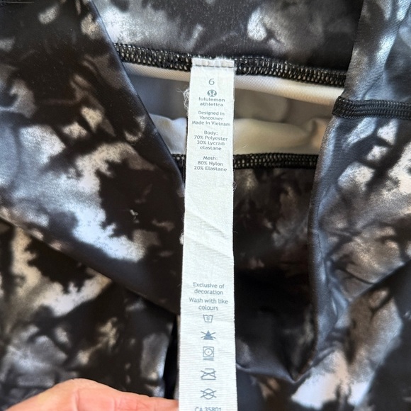 Lululemon Sunshine Salutation Crop (Full-On Luxtreme) 6 - Picture 11 of 13